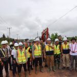 Bersama Unsur Forkopimda Kapolres Ketapang Hadiri Launching Pembangunan Jalan Pelang Kepuluk IMG-20250812-WA0154