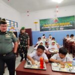 Kodam I/BB Bagikan 160 Paket Makan Sehat ke Siswa SD di Desa Tembung IMG-20250814-WA0021