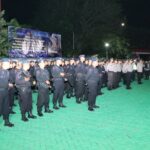 Wakapolres Jakbar Pimpin Patroli Skala Besar, Tegaskan Komitmen Jaga Kenyamanan Warga IMG-20250902-WA0037