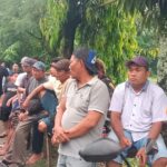 Warga Desa Tunggul Pandean Tolak Pembangunan Gardu Induk PLN, Tunggu Kehadiran Bupati Jepara untuk Sampaikan Aspirasi IMG-20250918-WA0171