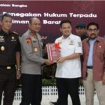 Terima Reses Komisi III DPR RI, Kapolda Kalbar Paparkan Tantangan Perbatasan Hingga Raihan Prestasi Penanganan Korupsi Terbaik Screenshot_2025-12-10-21-06-28-28_40deb401b9ffe8e1df2f1cc5ba480b12