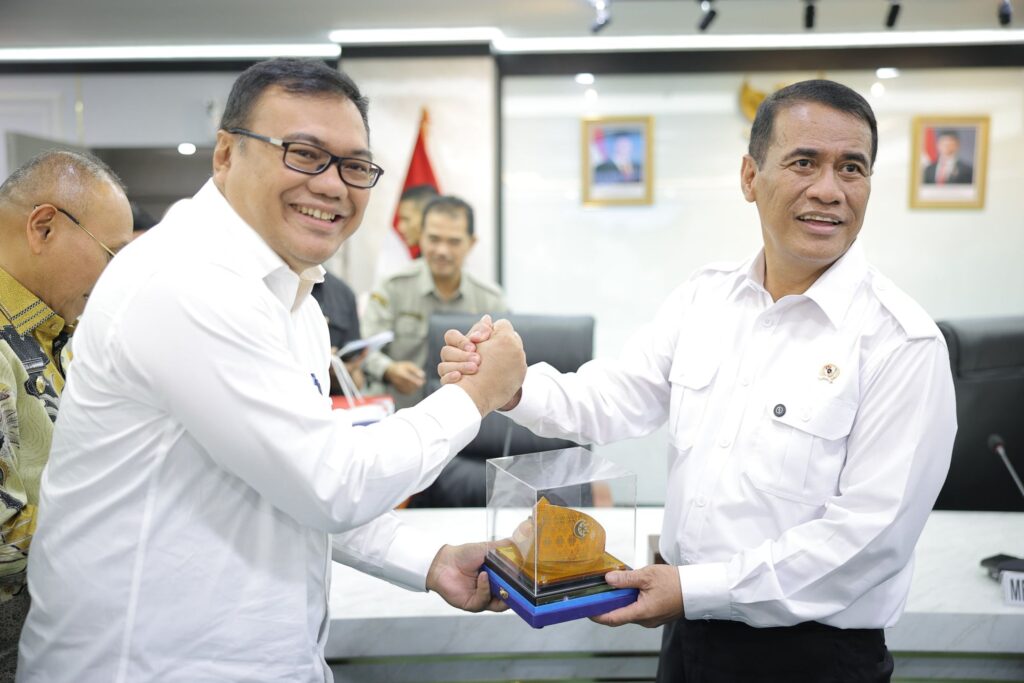 Deli Serdang Mendukung Penuh Program Swasembada Pangan: Di Hadapan Mentan, Bupati Tegaskan Terus Perkuat Sektor Pertanian