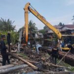 Wujudkan Konektivitas Warga, Polres Dumai Terus Kebut Pembangunan Jembatan Merah Putih Presisi Tahap II