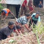 AKIBAT HUJAN DERAS, TERJADI LONGSOR DI RT 14/RW 06 HAUHASI, DESA POLI IMG-20260429-WA0177