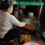 Sosok Wanita Hebat Di Balik Dapur Satgas TMMD 128 Kodim Juga 1415/Selayar