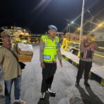 Polsek Kawasan Pelabuhan Laut Tano Intensifkan Patroli Dialogis, Imbau Pengguna Jasa Waspada Cuaca dan Keamanan