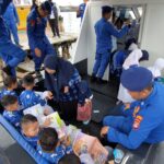 KAPAL PERPUSTAKAAN TERAPUNG SAT POLAIRUD POLRESTA BANJARMASIN HADIRKAN EDUKASI BAGI ANAK PESISIR IMG-20260513-WA0018