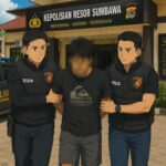 Nekat Kabur Saat Diamankan, Terduga Pelaku Pencurian 3 HP Di Plampang Babak Belur Dihakimi Massa IMG-20260518-WA0023