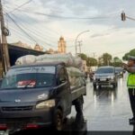 Satlantas Polres Takalar Tetap Siaga Di Tengah Hujan, Arus Lalu Lintas Dipastikan Aman Dan Lancar IMG-20260518-WA0031