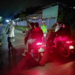 Polsek Maluk Gelar Patroli dan Razia Humanis, Warga Diimbau Jaga Kamtibmas