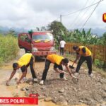*Kapolsek Iptu I Made Suparta Pimpin Kegiatan Kurve didepan Mako Polsek Pamona Barat*