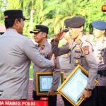 *Wujud Apresiasi Kinerja, Kapolda Sulsel Berikan Penghargaan kepada Personel Berprestasi* IMG_20260512_090626