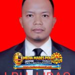Ketua LBH Libas mendampingi korban penipuan yang berkedok Showroom mobil di Talisayan, Melaporkan yang berinisial (E) ke Polsek Talisayan. 1000441153_11zon