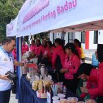 Dukung Ekonomi Kerakyatan, Kapolres Kapuas Hulu Kunjungi Stand UMKM di Semarak Bhayangkara IMG-20260620-WA0015
