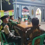 Bhabinkamtibmas Batu Putih Atur Lalu Lintas dan Jaga Kondusivitas Selama MTQ XXII Tingkat Kecamatan Taliwang IMG-20260625-WA0050