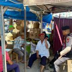Polisi Sambangi Pasar Sentral Takalar, Ingatkan Pedagang Dan Pengunjung Waspada Kejahat IMG-20260706-WA0028