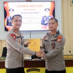 AKBP Ginanjar Fitriadi Resmi Pimpin Polres Takalar, AKBP Supriadi Rahman Dilepas Dengan Tradisi Kehormatan