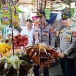 Polres Landak Turun Langsung Cek Harga dan Ketersediaan Bapokting, Antisipasi Inflasi Hingga Kelangkaan BBM Screenshot_2026-07-22-23-32-51-85_40deb401b9ffe8e1df2f1cc5ba480b12