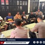 Diterjang Gelombang di Perairan Moor, Tiga Anggota Polri dan Dua Warga Berhasil Diselamatkan KMP Masirei