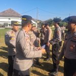 *Bentuk perhatian dan Apresisas Polres Sumbawa Barat Serahkan Rewards kepada Personel Yang Ulang Tahun*