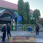 Hadir Berikan Rasa Aman di Jam Rawan Pagi, Sat Samapta Polres Sumbawa Laksanakan Pengaturan dan Penyeberangan Pelajar