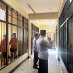 Pastikan Keamanan dan Kesehatan Tahanan, Polres Sumbawa Barat Intensifkan Pengecekan Rutan Secara Berkala