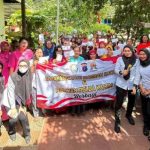 Polwan Ditresnarkoba dan Bhayangkari Kaltim Berbagi, Salurkan Bantuan Kepada Warga di Sepinggan Baru.