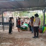 RILIS RESMI POLDA SUMSEL ALTERNATIF HEADLINE : Hadir di Tengah Masyarakat, Si Baja Polsek Muara Pinang Kawal Pengantaran Jenazah hingga Pemakaman
