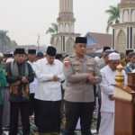 KAPOLRES KAPUAS HULU BERSAMA FORKOPIMDA DAN MASYARAKAT GELAR SHALAT ISTISQA MOHON HUJAN Screenshot_2026-09-04-00-50-57-92_6012fa4d4ddec268fc5c7112cbb265e7