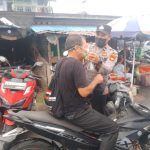 Polsek Jongkong Bersama Forkopimcam Bagikan 350 Masker kepada Warga, Cegah Dampak Kabut Asap Karhutla Screenshot_2026-09-04-19-03-45-55_6012fa4d4ddec268fc5c7112cbb265e7