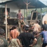 Kebakaran Mesin Tower Indosat di Embaloh Hilir, Polisi Bersama Warga dan TNI Lakukan Pemadaman