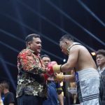 Kapolda Kalbar Serahkan Sabuk Emas dan Saksikan Kemenangan Daud Yordan di Kejuaraan Tinju Internasional ABF 2026 IMG-20261011-WA0027