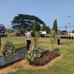 Kapolres Sumbawa Barat Pimpin Apel Pergeseran Pasukan Pengamanan Pilkades Serentak, Tegaskan Netralitas dan Kesiapssiagaan