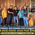 Insiden Di Terminal Bus Kedamin Diselesaikan Secara Adat Dayak Punan Uheng Kereho, Kedua Pihak Sepakat Berdamai